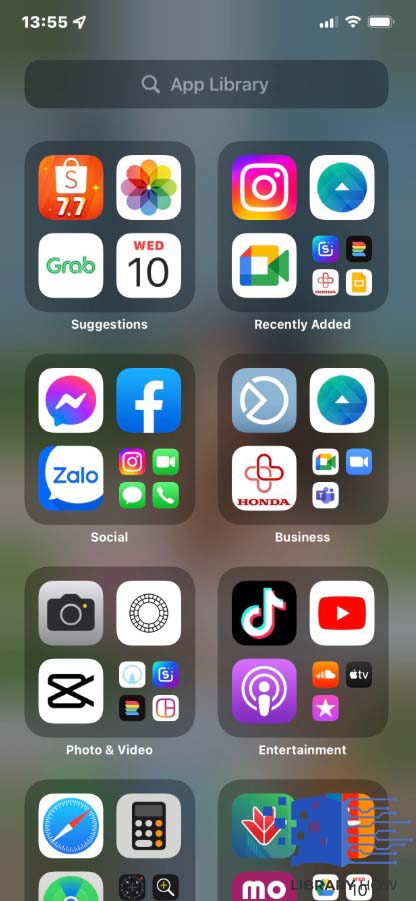 Swipe your Home screen from the center - Step 1